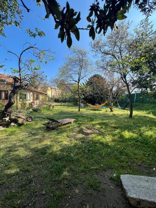 Navigli, Caratteristico Appartamento Milanese Esterno foto